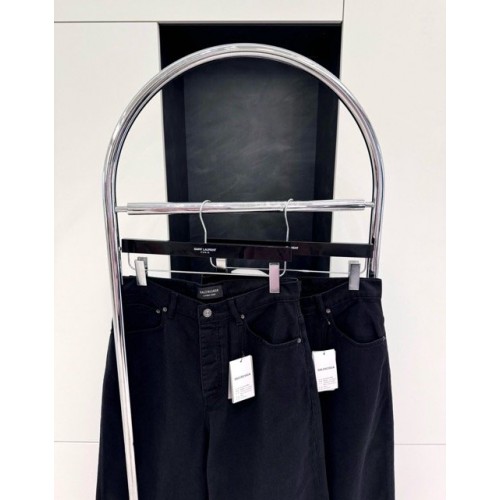 BALENCIAGA 2024SS Black Washed Jeans BALENCIAGA 2024SS Black Washed Jeans