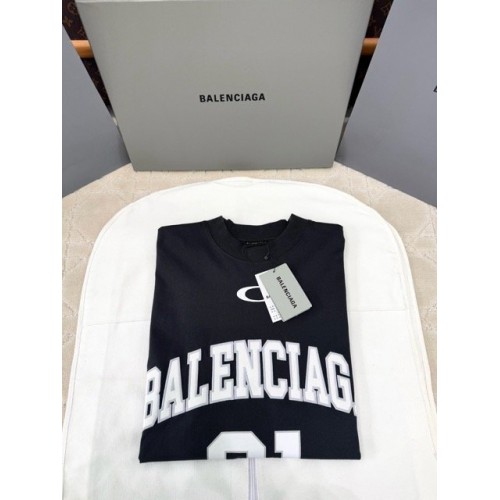 BALENCIAGA 2025SS Early Spring New 01 Printed Short Sleeve - Black BALENCIAGA 2025SS Early Spring New 01 Printed Short Sleeve - Black