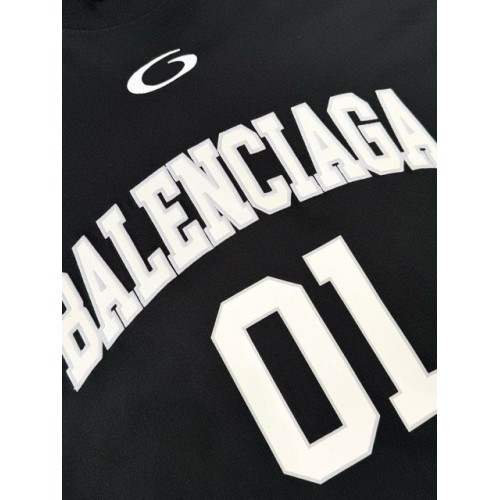 BALENCIAGA 2025SS Early Spring New 01 Printed Short Sleeve - Black BALENCIAGA 2025SS Early Spring New 01 Printed Short Sleeve - Black