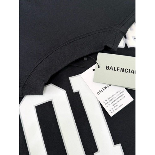 BALENCIAGA 2025SS Early Spring New 01 Printed Short Sleeve - Black BALENCIAGA 2025SS Early Spring New 01 Printed Short Sleeve - Black
