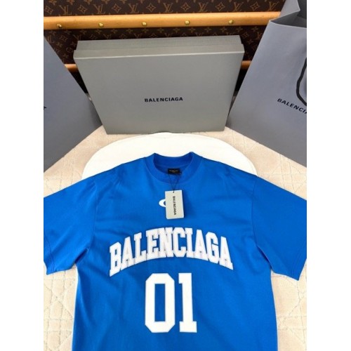 BALENCIAGA 2025SS Early Spring New 01 Printed Short Sleeve - Blue BALENCIAGA 2025SS Early Spring New 01 Printed Short Sleeve - Blue