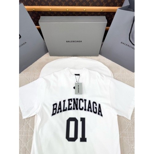 BALENCIAGA 2025SS Early Spring New 01 Printed Short Sleeve - White BALENCIAGA 2025SS Early Spring New 01 Printed Short Sleeve - White