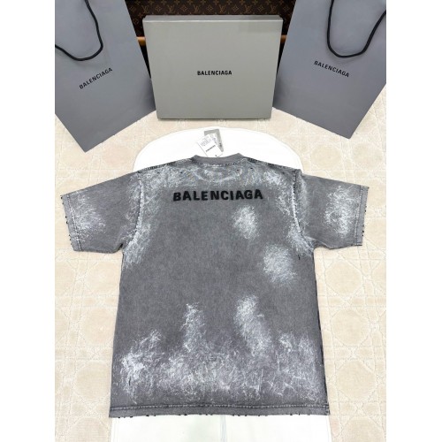 BALENCIAGA 2025SS Ink-Splashed Rendering Distressed Short Sleeves - Grey