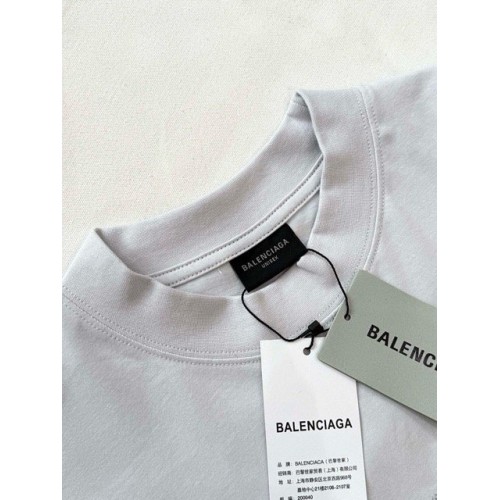 BALENCIAGA 25SS Alien Dissolving Smiley Face Fluorescent Short Sleeves - White BALENCIAGA 25SS Alien Dissolving Smiley Face Fluorescent Short Sleeves - White