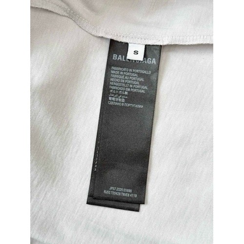 BALENCIAGA 25SS Alien Dissolving Smiley Face Fluorescent Short Sleeves - White BALENCIAGA 25SS Alien Dissolving Smiley Face Fluorescent Short Sleeves - White