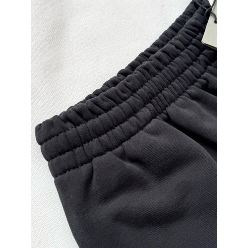 BALENCIAGA 25SS Circular Stitch Embroidery Shorts - Black BALENCIAGA 25SS Circular Stitch Embroidery Shorts - Black