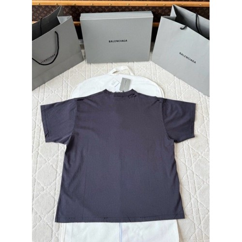 BALENCIAGA 25SS Golden Sands Shiny Printed Round Neck Short Sleeves BALENCIAGA 25SS Golden Sands Shiny Printed Round Neck Short Sleeves