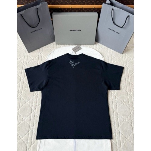 BALENCIAGA 25SS Kardashian Portrait Short Sleeves - Black BALENCIAGA 25SS Kardashian Portrait Short Sleeves - Black