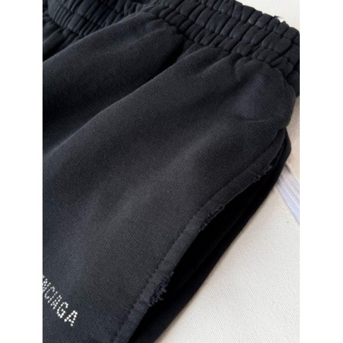 BALENCIAGA 25SS Rhinestone Destroyed Shorts Pants - Black BALENCIAGA 25SS Rhinestone Destroyed Shorts Pants - Black