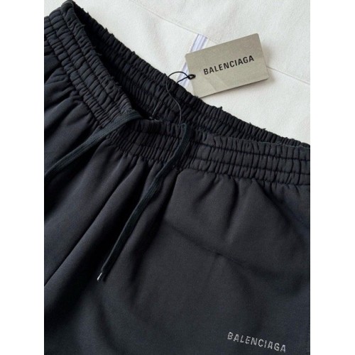 BALENCIAGA 25SS Rhinestone Destroyed Shorts Pants - Black BALENCIAGA 25SS Rhinestone Destroyed Shorts Pants - Black