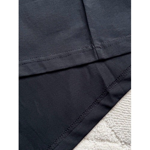 BALENCIAGA 25SS Tape Pattern Round Neck Short Sleeves - Black BALENCIAGA 25SS Tape Pattern Round Neck Short Sleeves - Black