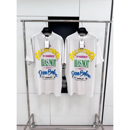 BALENCIAGA Beanie Foam Printed Round Neck Short Sleeve - White
