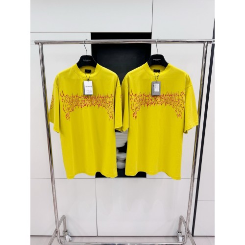 BALENCIAGA Flame Letters Print Short Sleeve - Yellow