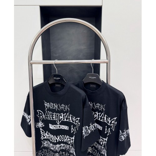 BALENCIAGA Limited Edition Graffiti Short Sleeve - Black