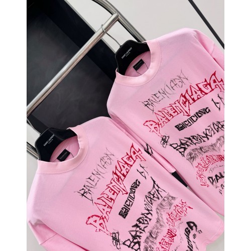 BALENCIAGA Limited Edition Graffiti Short Sleeve - Pink