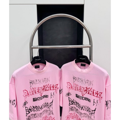 BALENCIAGA Limited Edition Graffiti Short Sleeve - Pink
