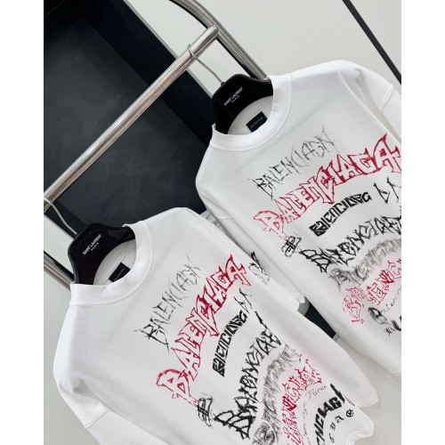 BALENCIAGA Limited Edition Graffiti Short Sleeve - White