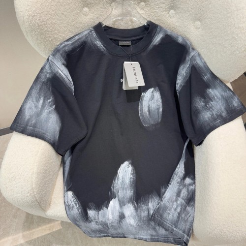 BALENCIAGA Painted T-Shirt - Black Oversized