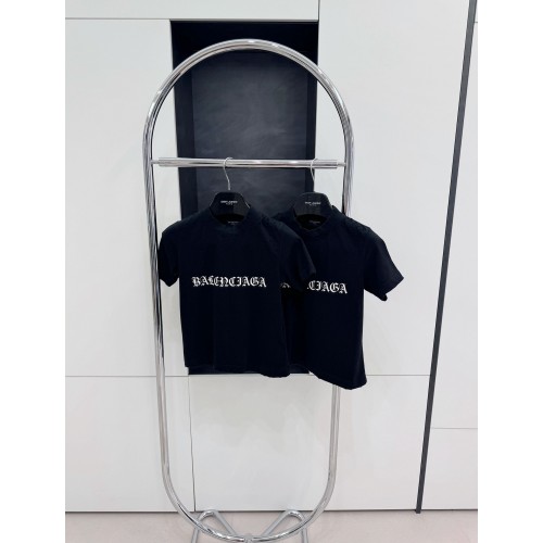 BALENCIAGA Ripped Print Short Sleeve - Black