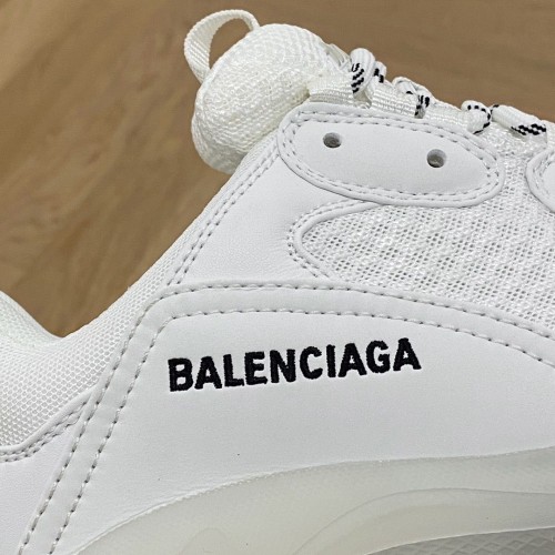 BALENCIAGA Triple S Clear Sole Sneaker - White