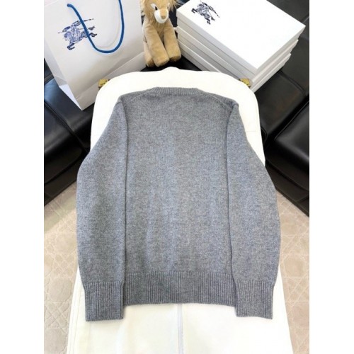 BURBERRY 2025SS Early Spring New Warhorse Wool Sweater - Gray BURBERRY 2025SS Early Spring New Warhorse Wool Sweater - Gray