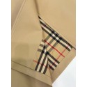 BURBERRY Camden Fit Heritage Lightweight Windbreaker BURBERRY Camden Fit Heritage Lightweight Windbreaker