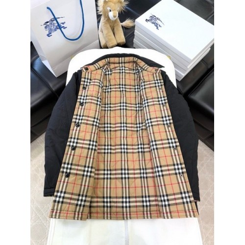 BURBERRY Classic Check Double-sided Cotton Jacket BURBERRY Classic Check Double-sided Cotton Jacket