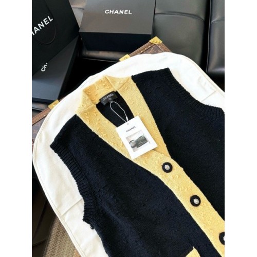 CHANEL 2024FW Sleeveless Cardigan CHANEL 2024FW Sleeveless Cardigan