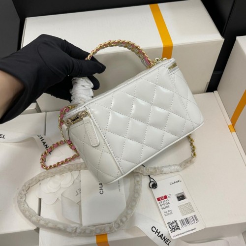 CHANEL 23P Vanity Case - Small White Lambskin