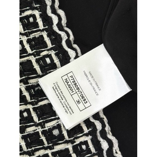CHANEL 25C Houndstooth Woven Chanel Style Jacket CHANEL 25C Houndstooth Woven Chanel Style Jacket