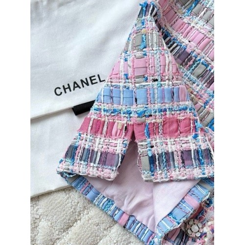 CHANEL 25S Chanel Style Pink Braided Glass Button Vest Camisole CHANEL 25S Chanel Style Pink Braided Glass Button Vest Camisole