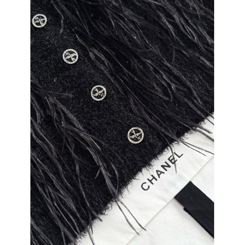 CHANEL 25S Feather Cardigan - Black