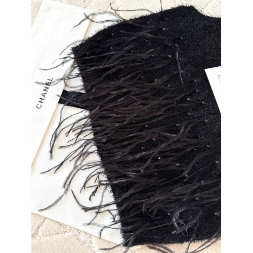 CHANEL 25S Feather Vest - Black