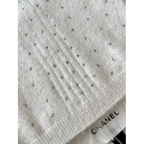 CHANEL 25S Feather Vest - White CHANEL 25S Feather Vest - White