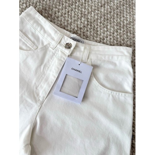 CHANEL 25S Scale Beaded Tassel White Jeans