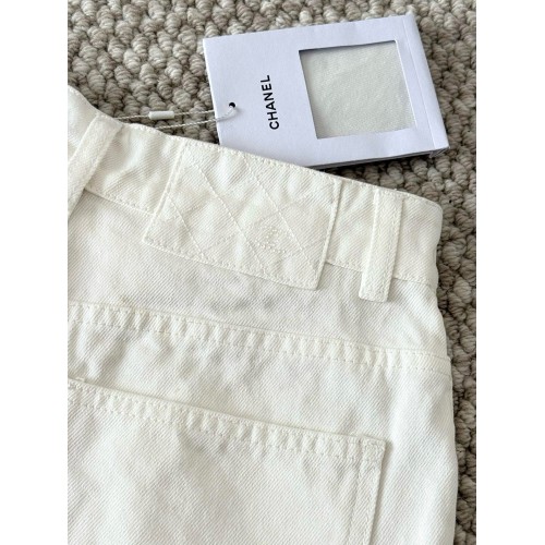 CHANEL 25S Scale Beaded Tassel White Jeans
