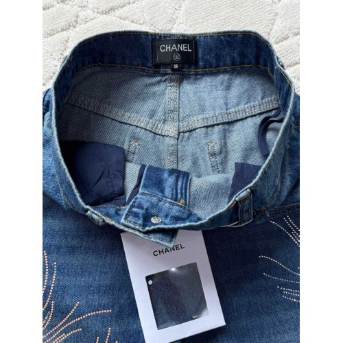 CHANEL Feather Leaf Rhinestone Jeans Cost CHANEL Feather Leaf Rhinestone Jeans Cost