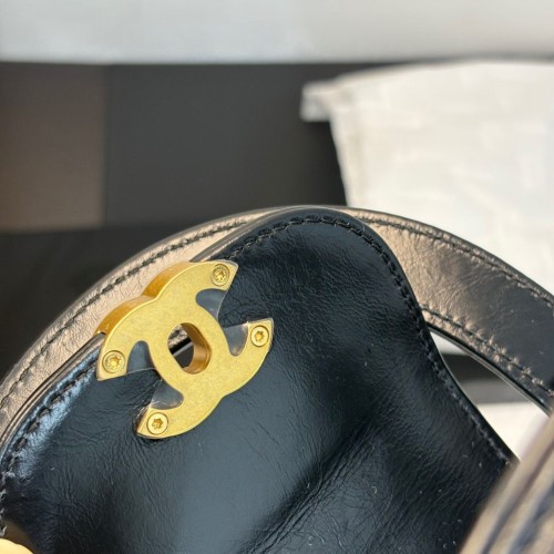 CHANEL Small Kelly Handbag - Black Calfskin