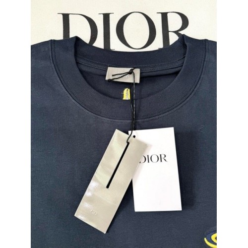 DIOR 2025SS Apple Snake Embroidery Round Neck Short Sleeve DIOR 2025SS Apple Snake Embroidery Round Neck Short Sleeve