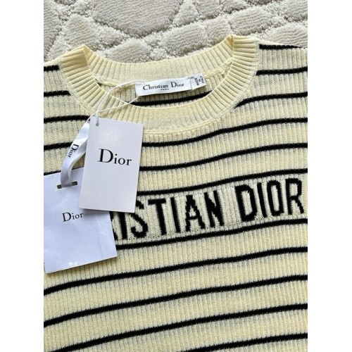 DIOR 25SS Striped Knitted Lettering Short Sleeve - Yellow DIOR 25SS Striped Knitted Lettering Short Sleeve - Yellow