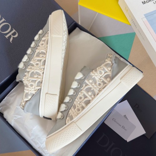 DIOR 33 Sneaker Limited Numbered Edition - Cream Gray