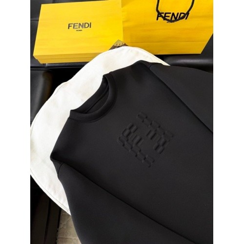 FENDI 2025SS Sweatshirt FF Letter Embossed Logo Sweatshirt FENDI 2025SS Sweatshirt FF Letter Embossed Logo Sweatshirt