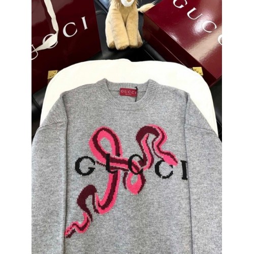 GUCCI 2025SS Snake Year Limited Wool Knit Sweater - Gray GUCCI 2025SS Snake Year Limited Wool Knit Sweater - Gray