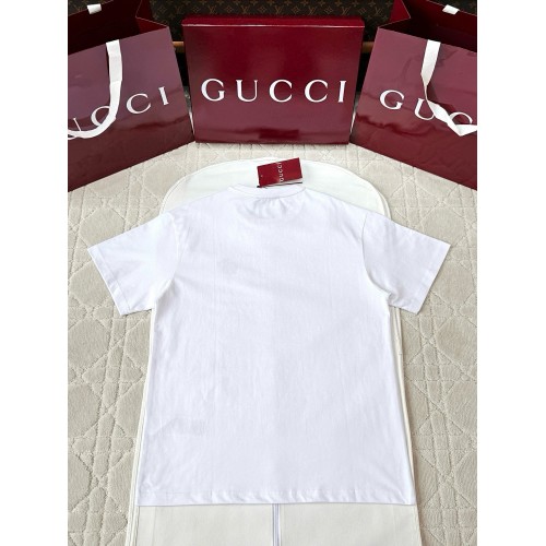 GUCCI 25SS Rose Embroidery Round Neck Short - White