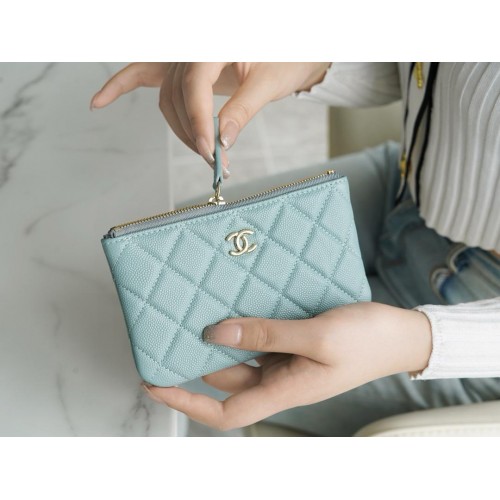 HERMES Caviar Quilted Small Cosmetic Case - Tiffany Blue HERMES Caviar Quilted Small Cosmetic Case - Tiffany Blue
