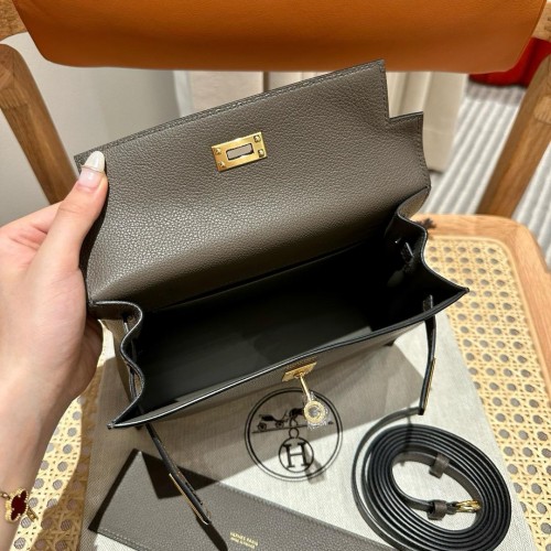 HERMES Kelly Danse - Etain with Gold Hardware HERMES Kelly Danse - Etain with Gold Hardware