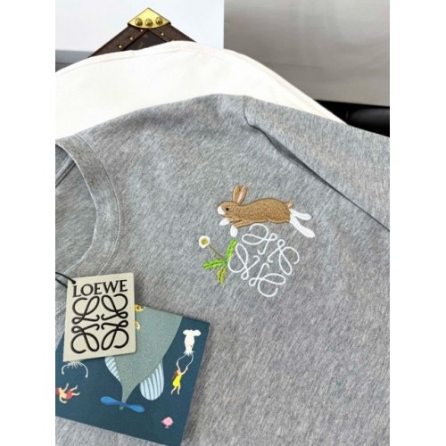 LOEWE 2024FW Rabbit Embroidery Round Neck Short Sleeve - Gray LOEWE 2024FW Rabbit Embroidery Round Neck Short Sleeve - Gray