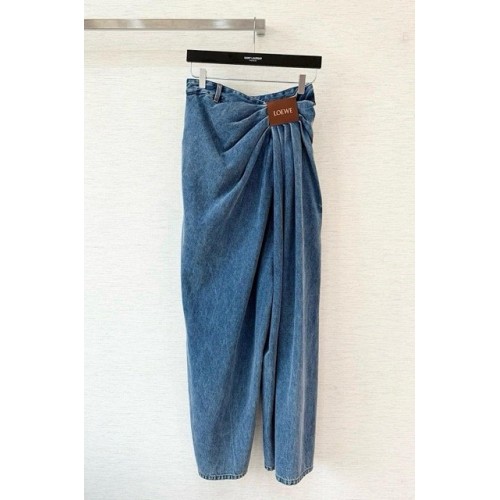 LOEWE 25SS Leather Logo Pleated Irregular Jeans