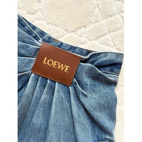 LOEWE 25SS Leather Logo Pleated Irregular Jeans LOEWE 25SS Leather Logo Pleated Irregular Jeans