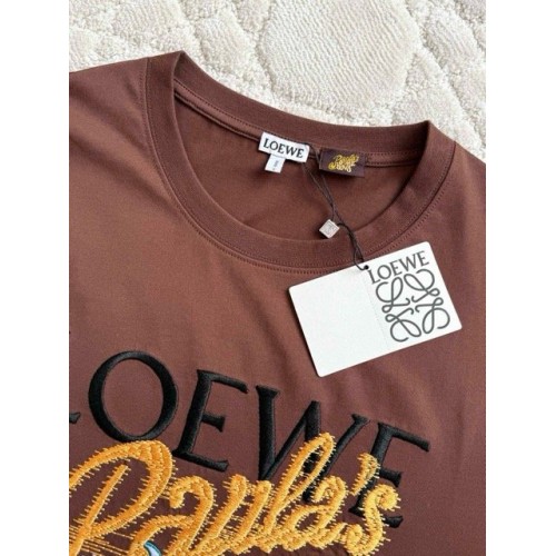 LOEWE 25SS New Slogan Embroidered Short Sleeve - Brown LOEWE 25SS New Slogan Embroidered Short Sleeve - Brown
